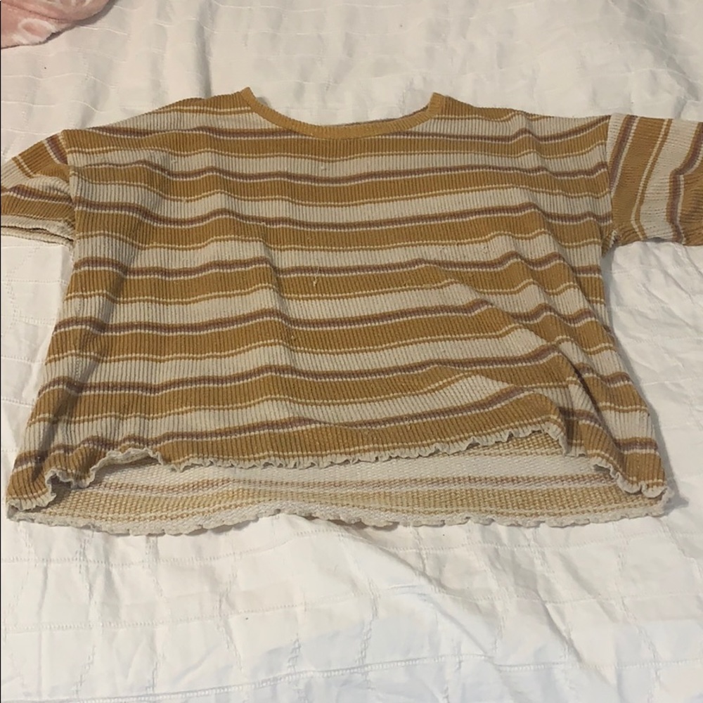 American Eagle crop T-shirt